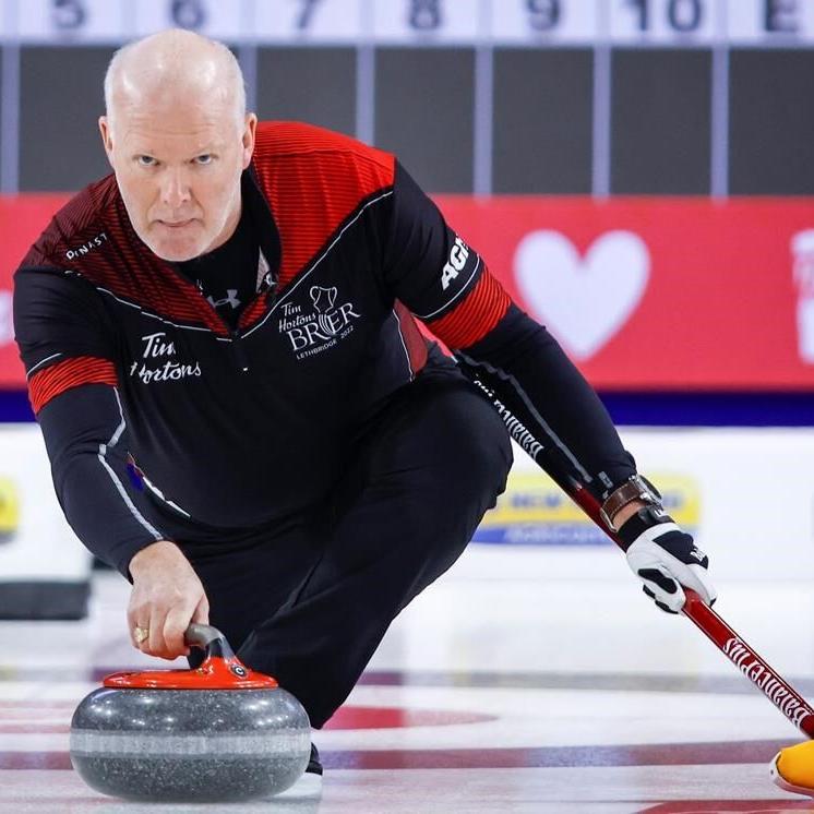 Veteran skip Glenn Howard out indefinitely with left knee injury